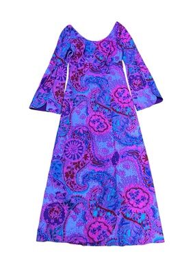 Vintage 70’s Penneys Hawaii Vibrant Floral Paisley Long Sleeve Maxi Dress